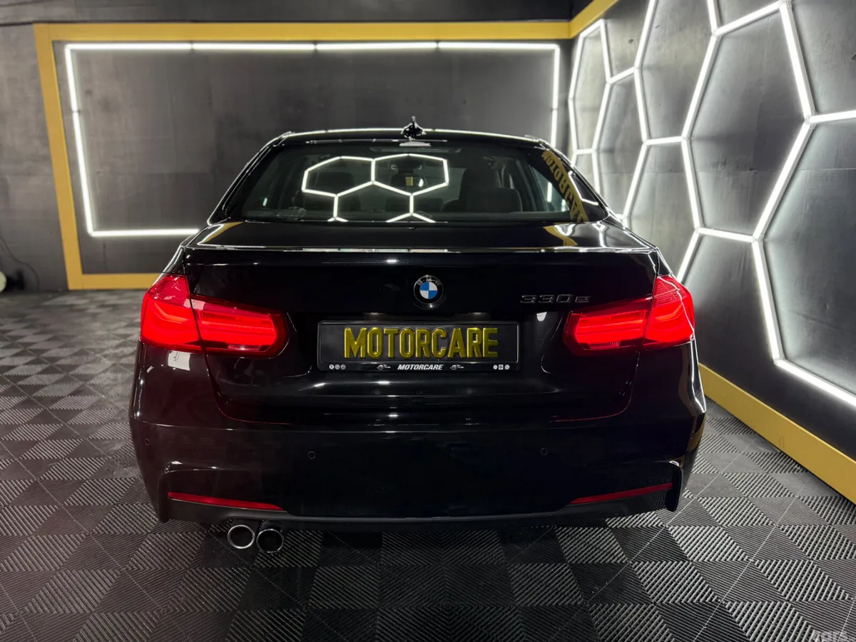 BMW 3-Series Saloon, Petrol Plug-in Hybrid, 2017, Black