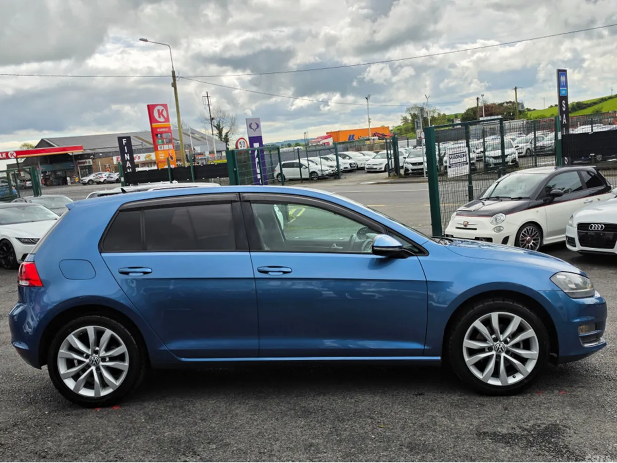 Volkswagen Golf Hatchback, Petrol, 2014, Blue