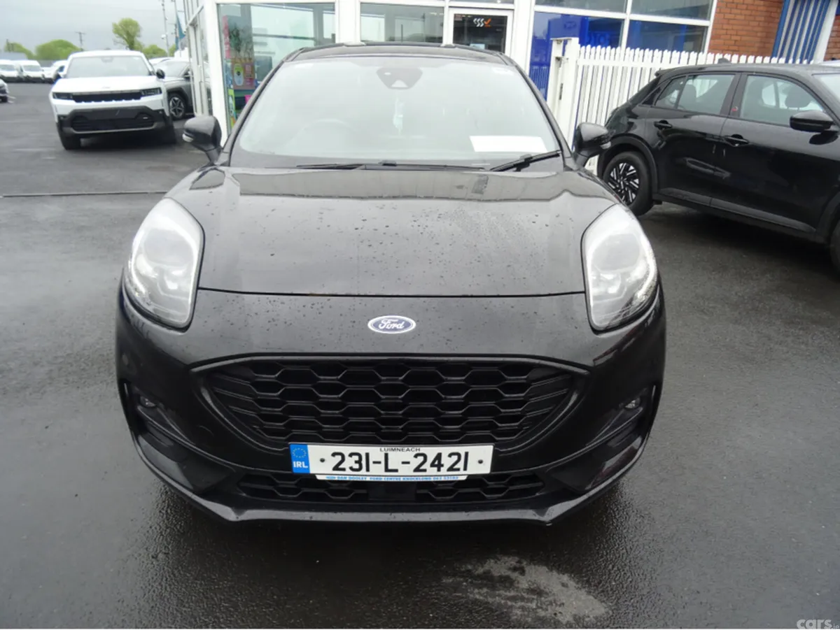 Ford Puma MPV, Petrol Hybrid, 2023, Black
