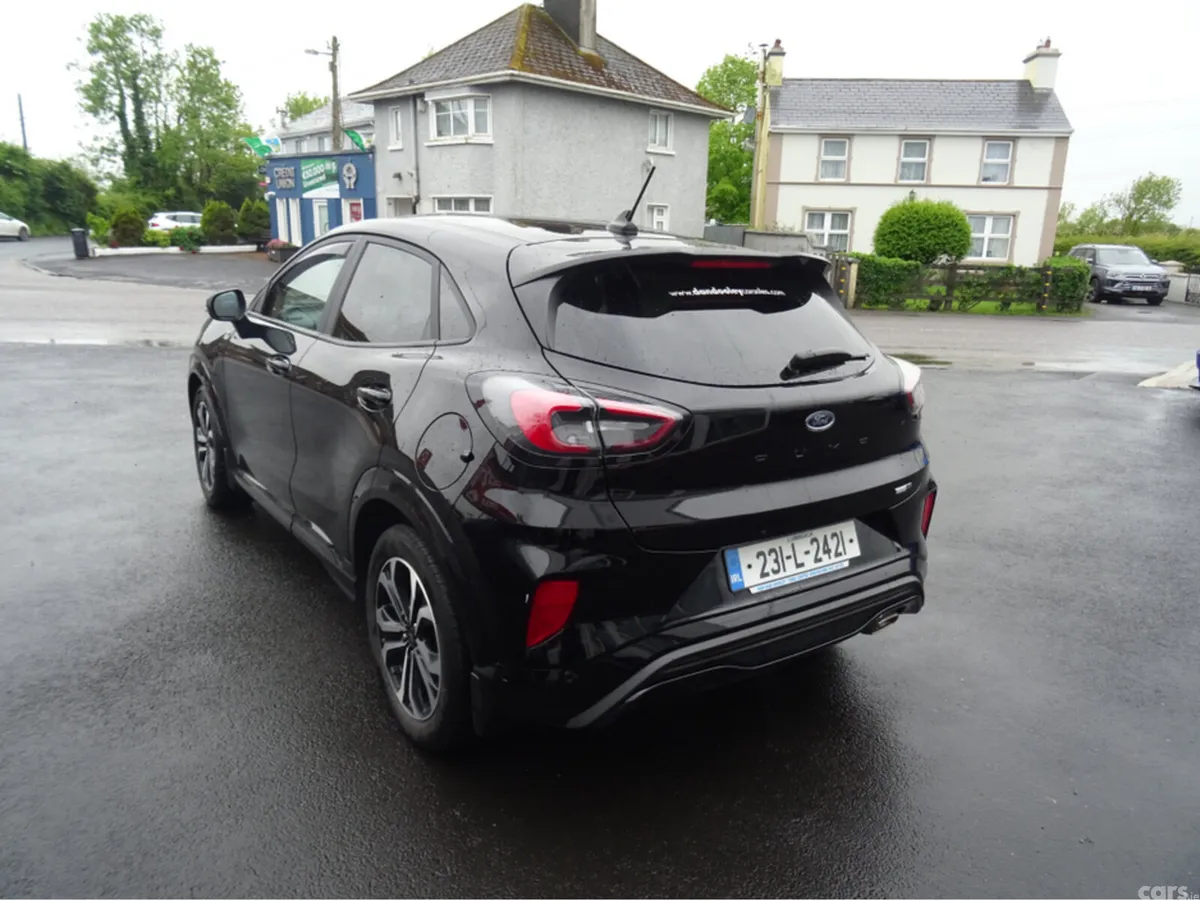 Ford Puma MPV, Petrol Hybrid, 2023, Black