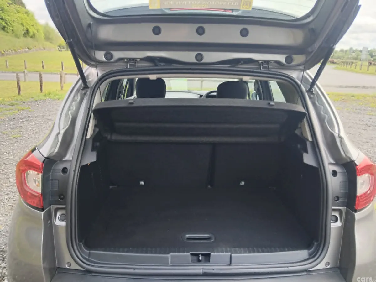 Renault Captur Hatchback, Diesel, 2016, Grey