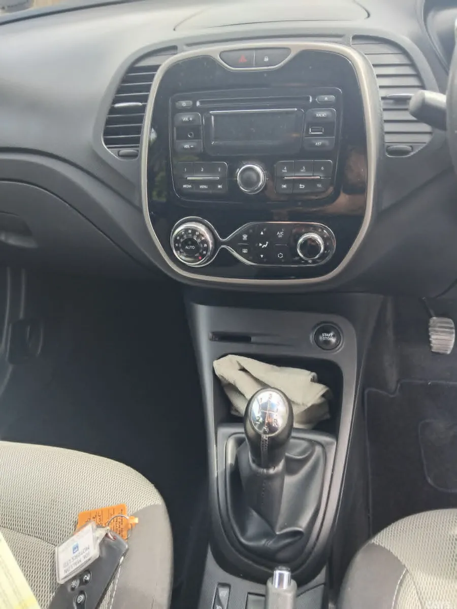 Renault Captur Hatchback, Diesel, 2016, Grey