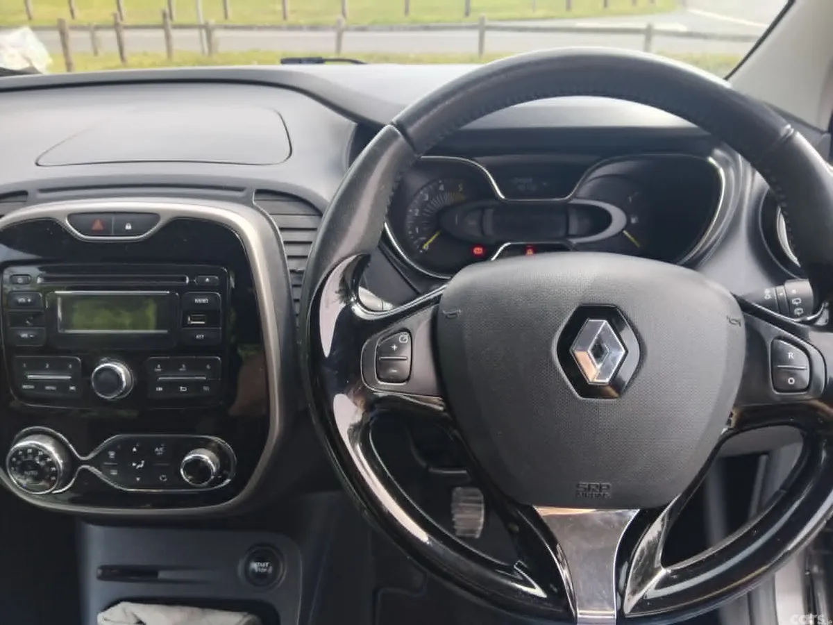 Renault Captur Hatchback, Diesel, 2016, Grey
