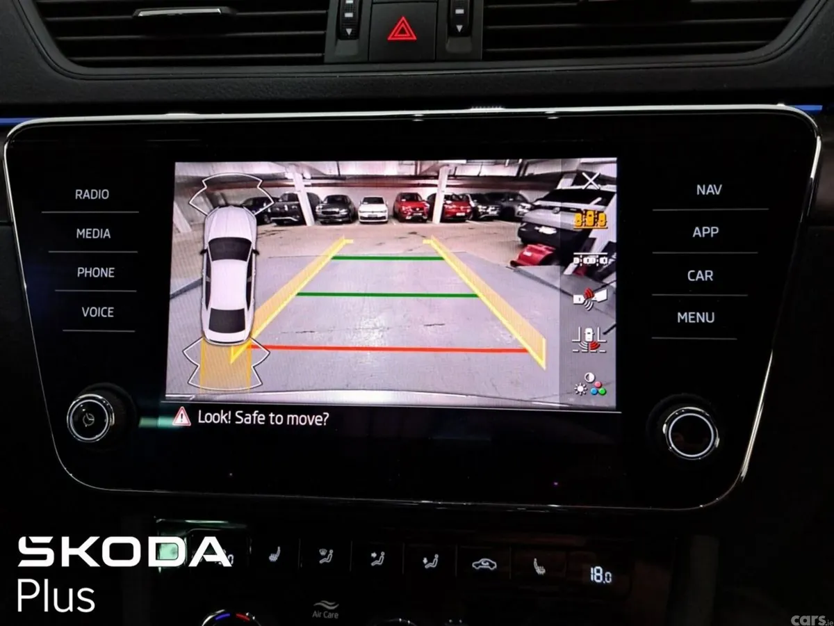 Skoda Superb Saloon, Diesel, 2023, Grey