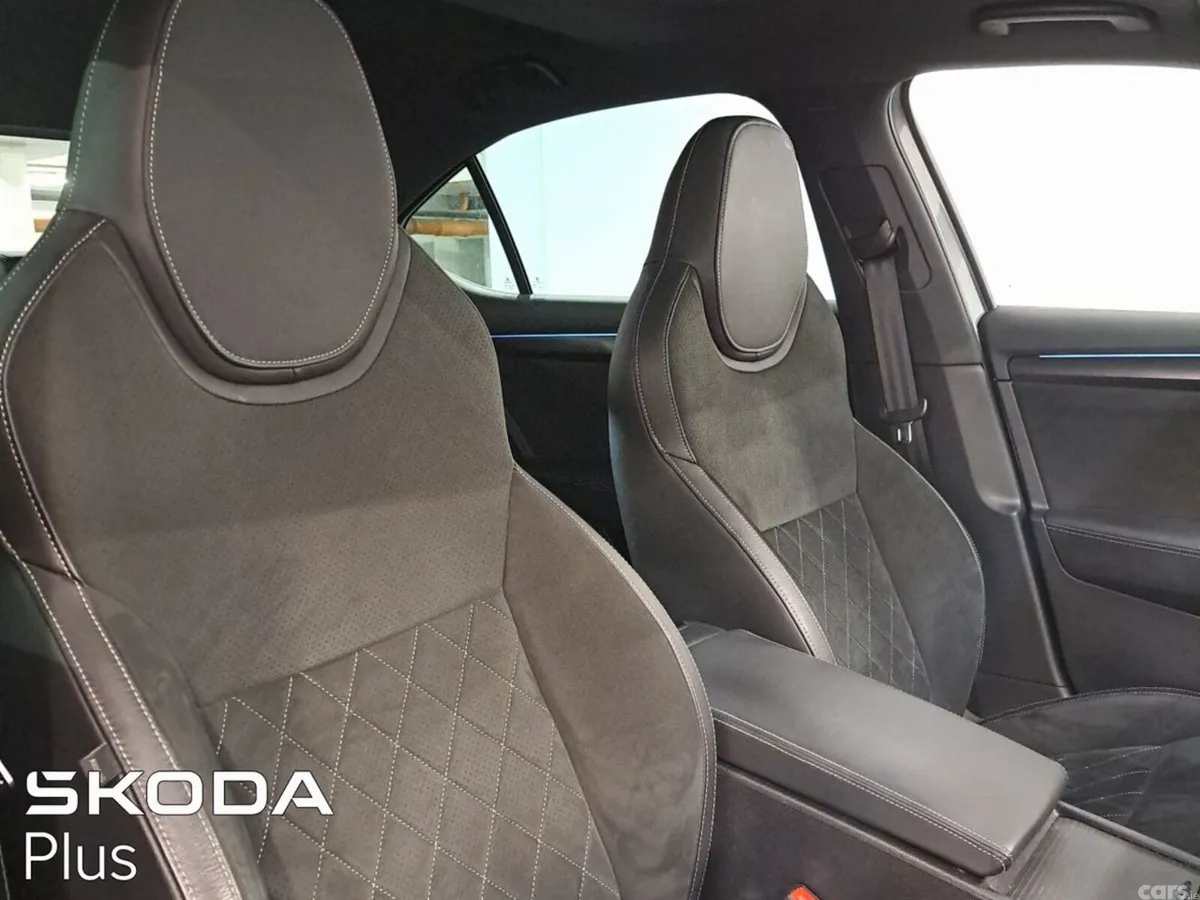 Skoda Superb Saloon, Diesel, 2023, Grey