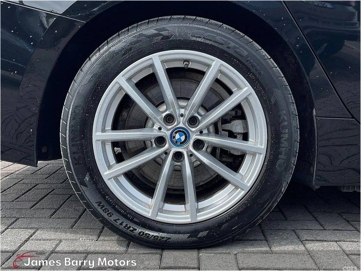 BMW 3-Series Saloon, Petrol Plug-in Hybrid, 2022, Black
