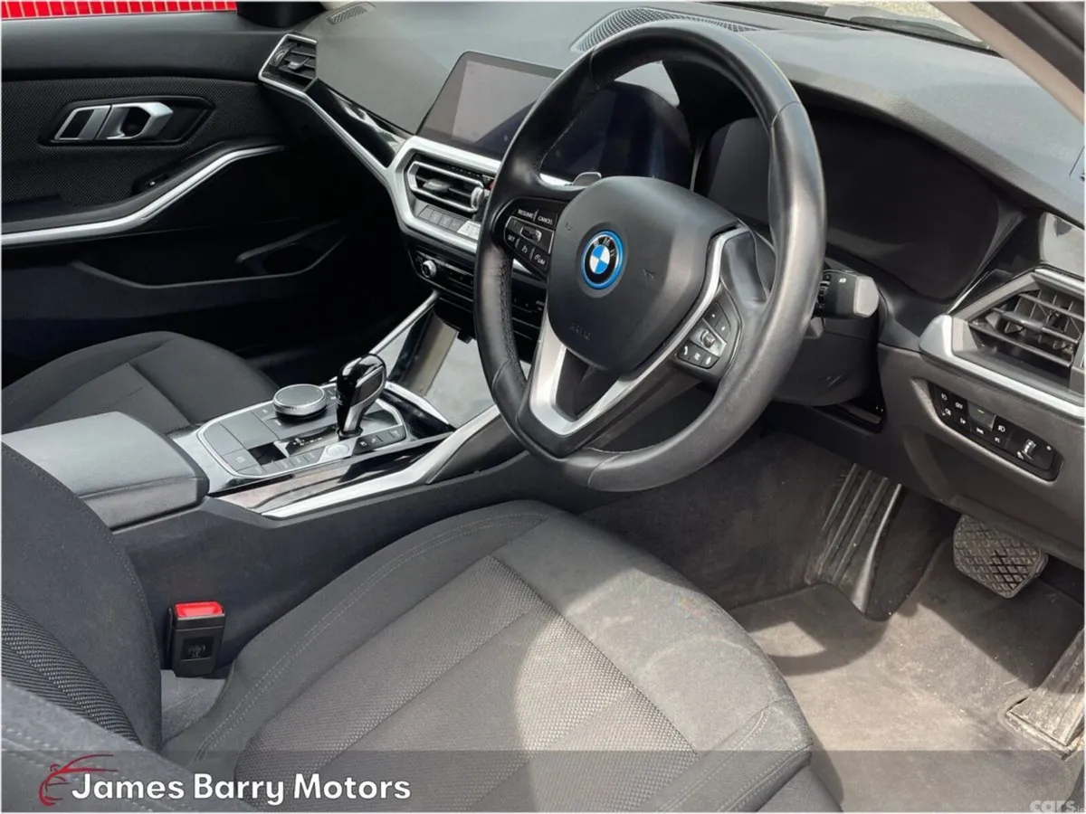 BMW 3-Series Saloon, Petrol Plug-in Hybrid, 2022, Black