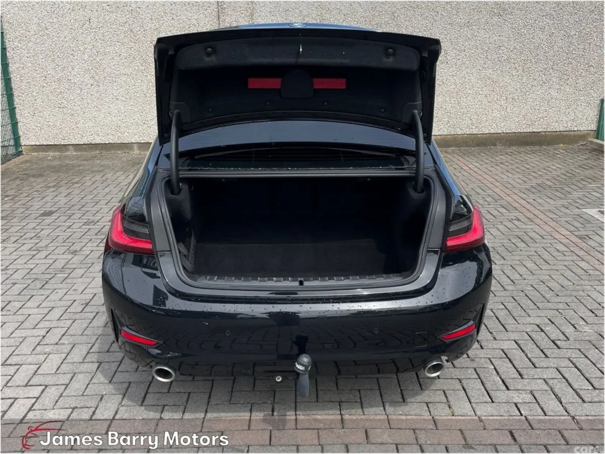 BMW 3-Series Saloon, Petrol Plug-in Hybrid, 2022, Black