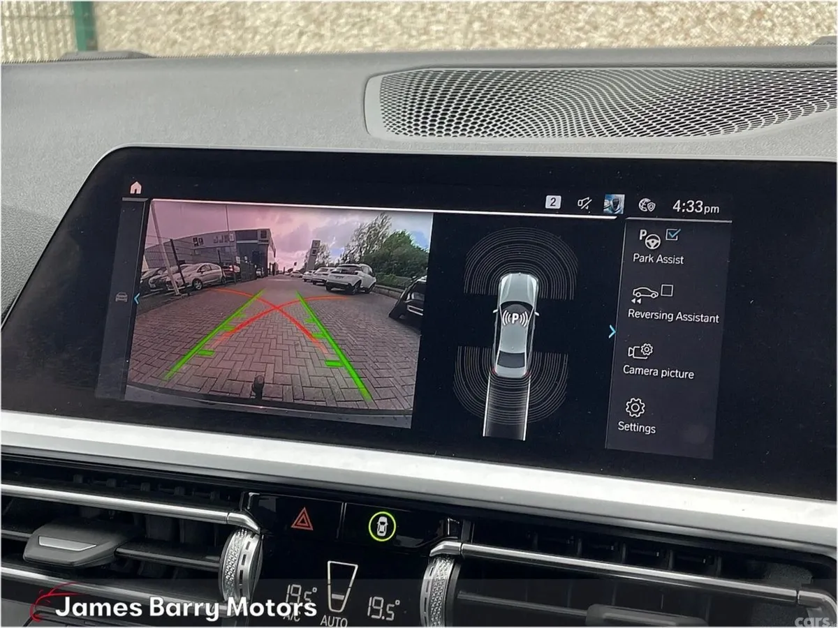 BMW 3-Series Saloon, Petrol Plug-in Hybrid, 2022, Black