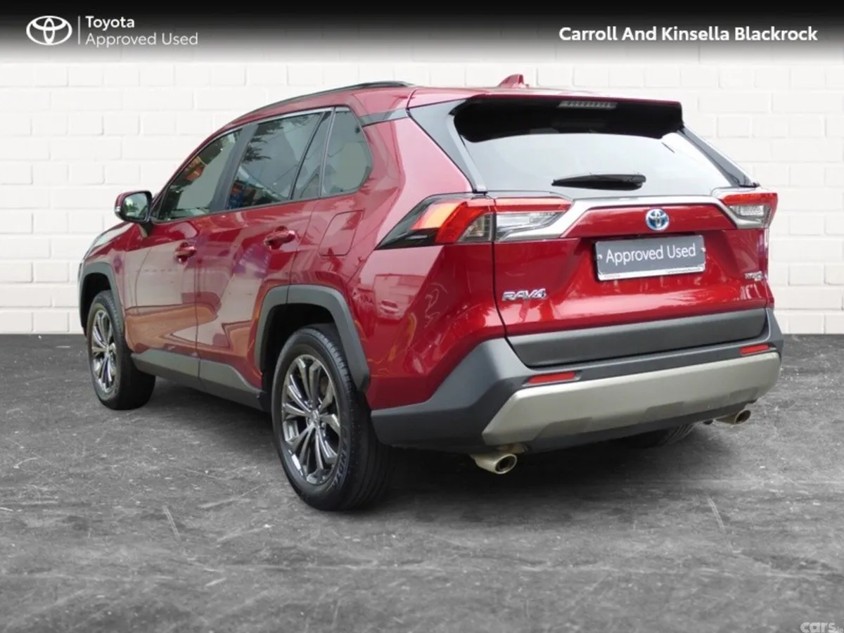 Toyota RAV4 SUV, Petrol Hybrid, 2023, Red