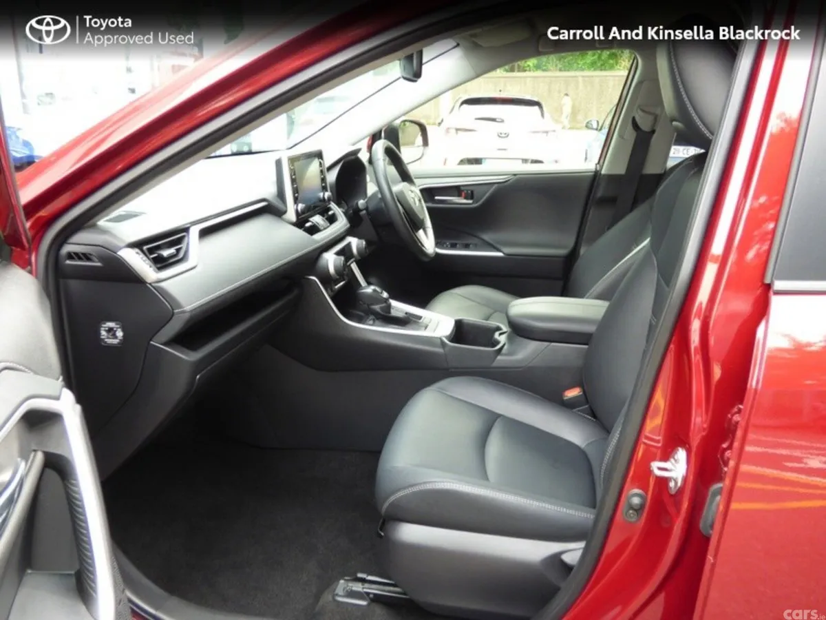 Toyota RAV4 SUV, Petrol Hybrid, 2023, Red