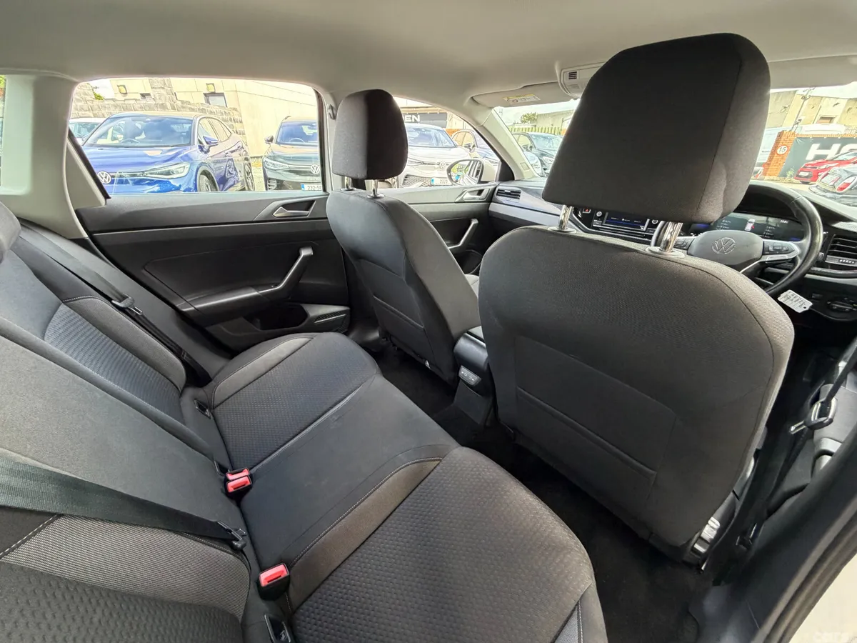 Volkswagen Taigo Hatchback, Petrol, 2023, Grey