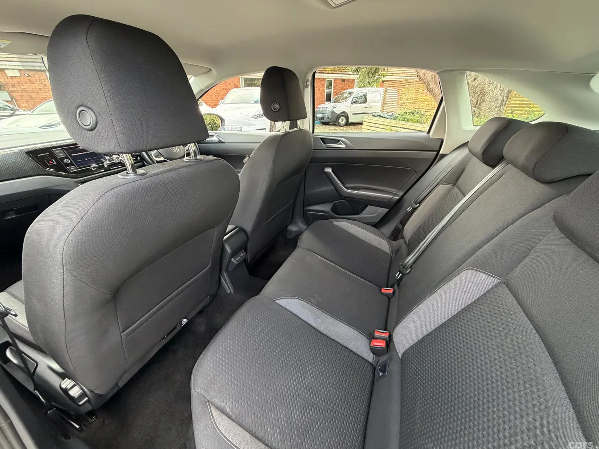 Volkswagen Taigo Hatchback, Petrol, 2023, Grey