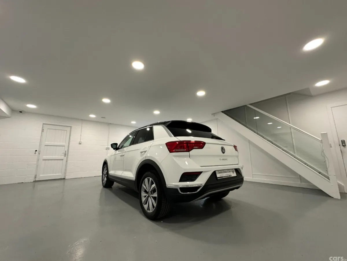 Volkswagen T-Roc SUV, Diesel, 2020, White