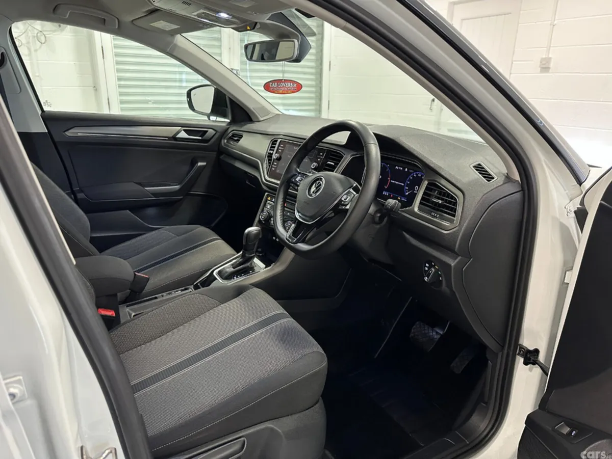 Volkswagen T-Roc SUV, Diesel, 2020, White