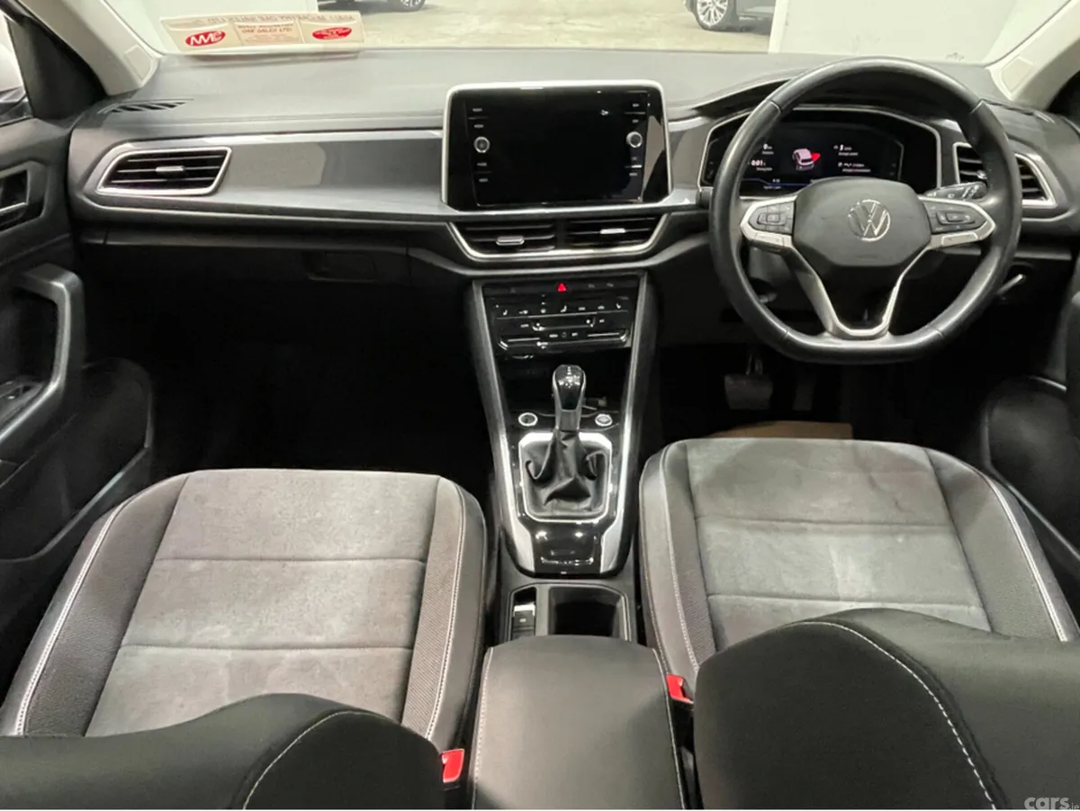 Volkswagen T-Roc SUV, Petrol, 2023, White