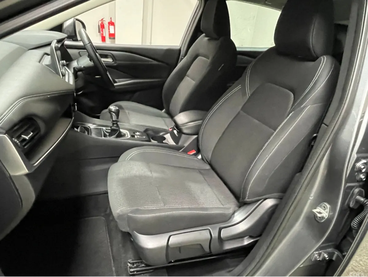 Nissan Qashqai SUV, Petrol, 2024, Grey