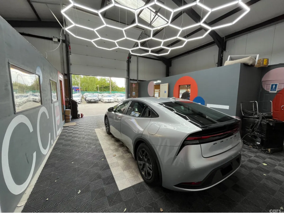 Toyota Prius Saloon, Petrol Hybrid, 2025, Grey