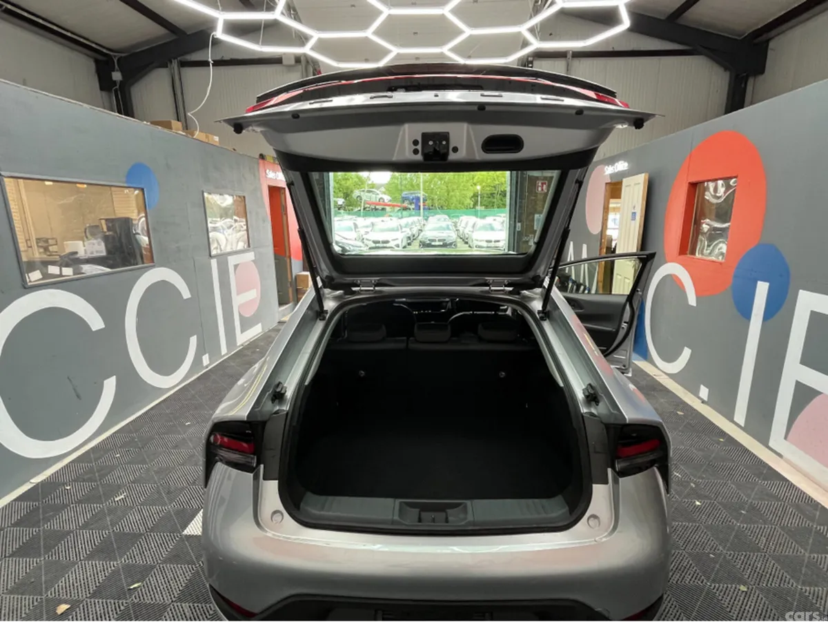 Toyota Prius Saloon, Petrol Hybrid, 2025, Grey