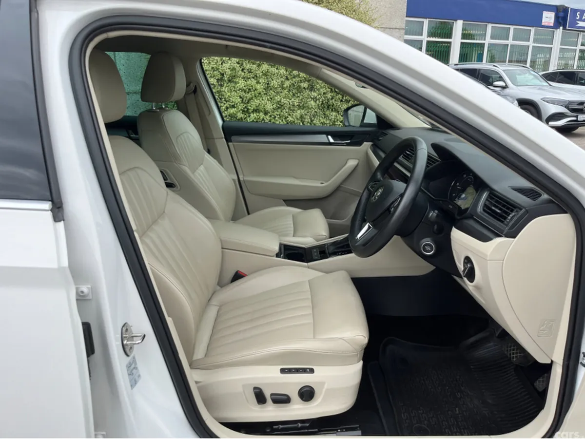 Skoda Superb Estate, Diesel, 2019, White
