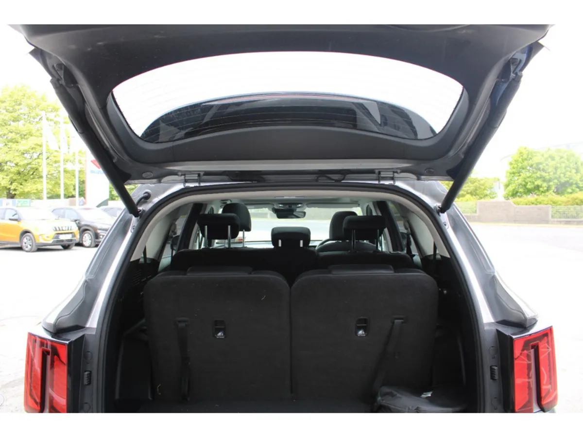 Kia Sorento MPV, Petrol Plug-in Hybrid, 2025, Grey