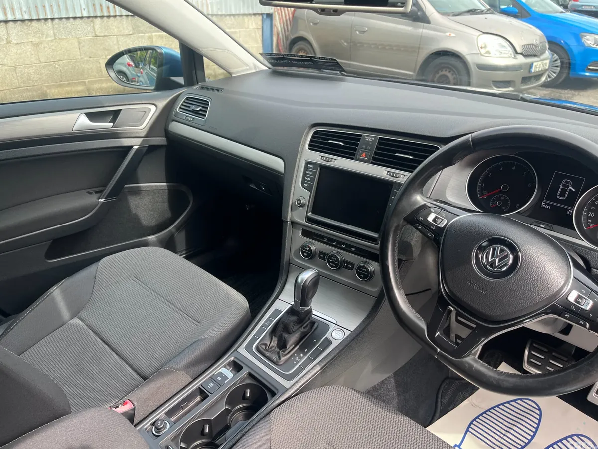 Volkswagen Golf Hatchback, Petrol, 2015, Blue