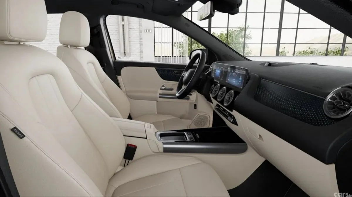Mercedes-Benz GLA SUV, Diesel, 2026, Grey