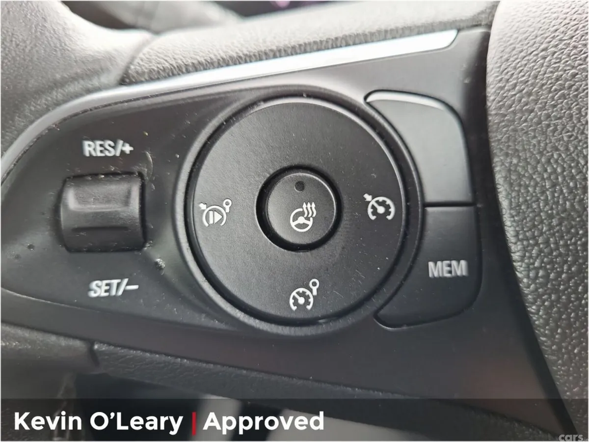Opel Mokka SUV, Diesel, 2023, Blue