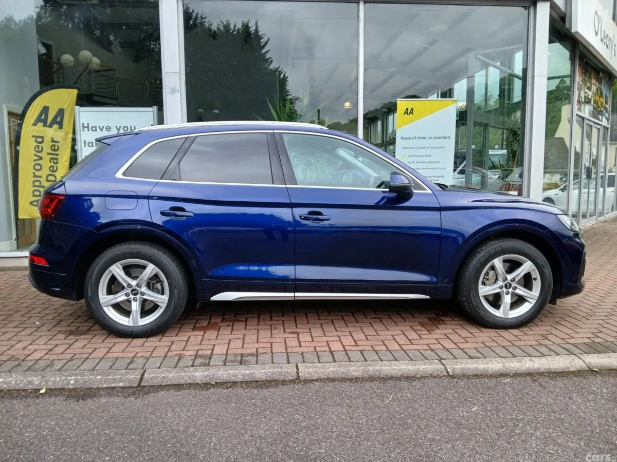 Audi Q5 SUV, Diesel, 2023, Blue