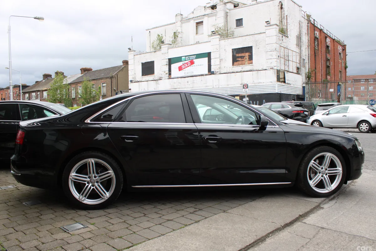 Audi A8 Saloon, Diesel, 2013, Black