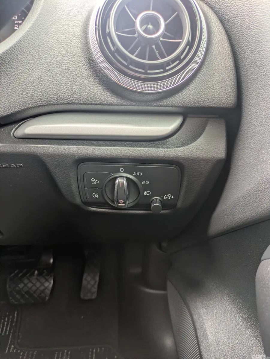 Audi A3 Hatchback, Petrol, 2015, Red