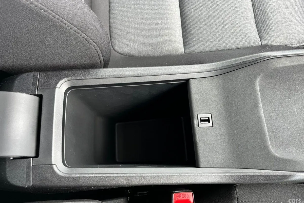 MG MG4 Hatchback, Electric, 2027, Red