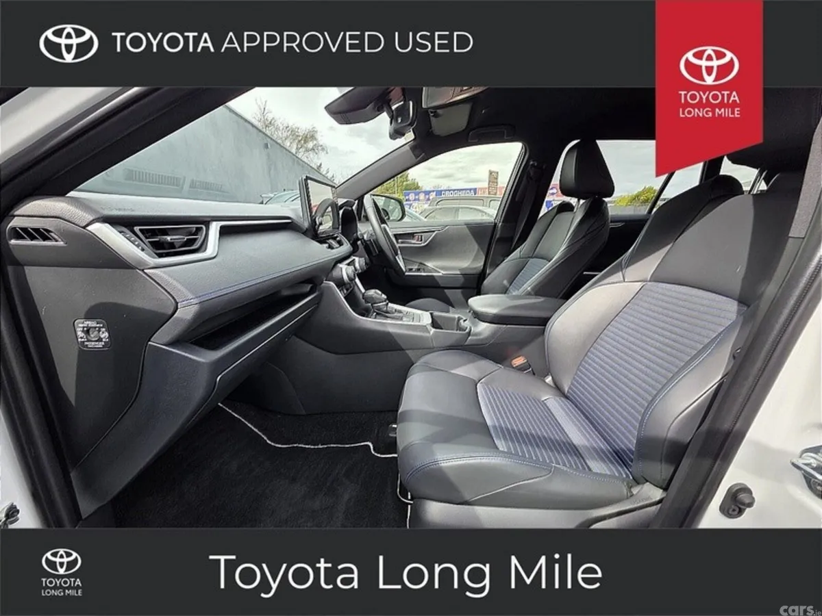 Toyota RAV4 SUV, Petrol Hybrid, 2025, White