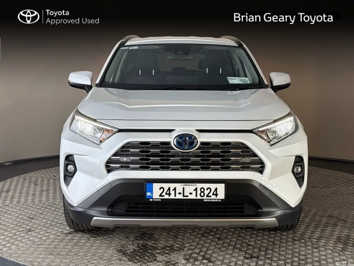 Toyota RAV4 SUV, Petrol Hybrid, 2024, White