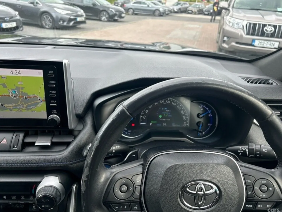 Toyota RAV4 SUV, Petrol Hybrid, 2019, Blue