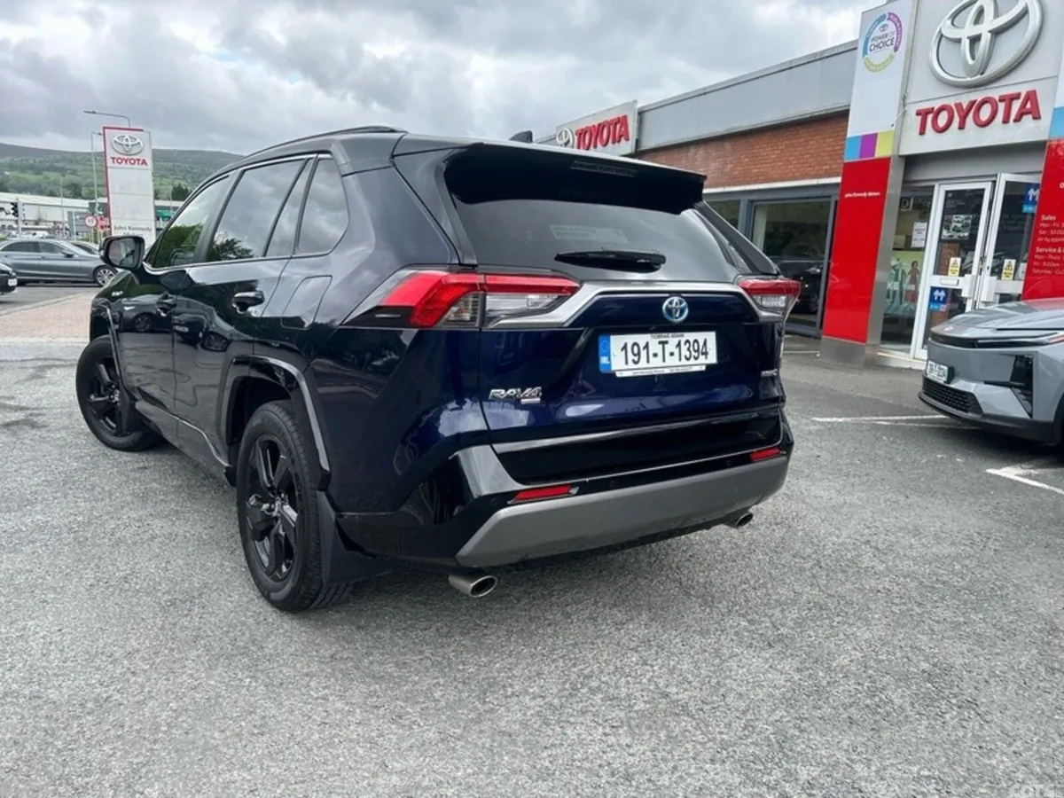 Toyota RAV4 SUV, Petrol Hybrid, 2019, Blue