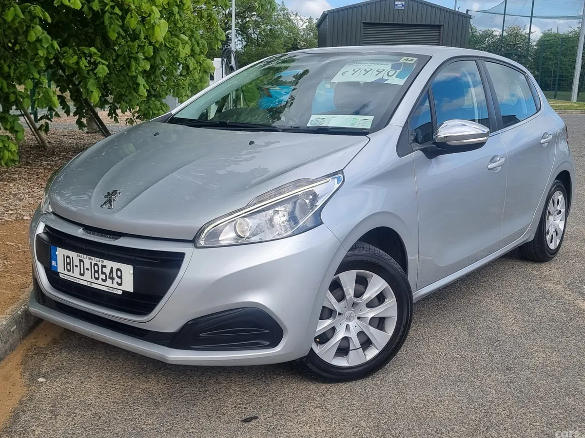 Peugeot 208 Hatchback, Petrol, 2018, Grey