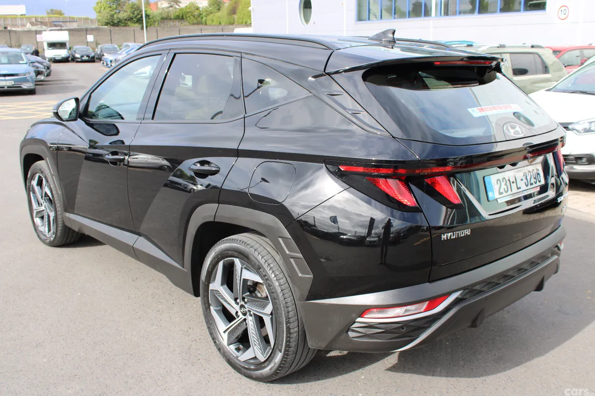 Hyundai Tucson SUV, Petrol Plug-in Hybrid, 2023, Black