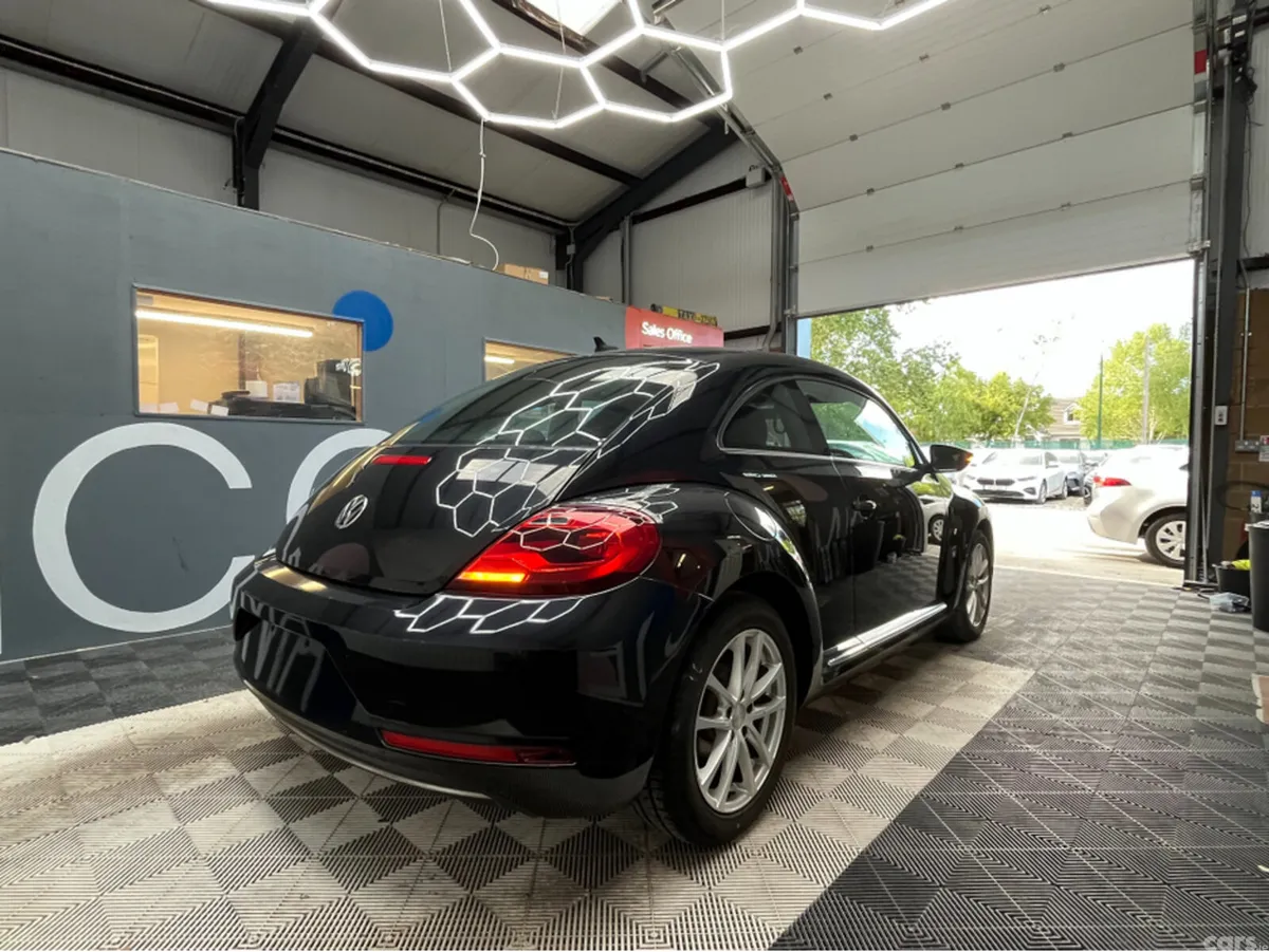 Volkswagen Beetle Hatchback, Petrol, 2017, Black
