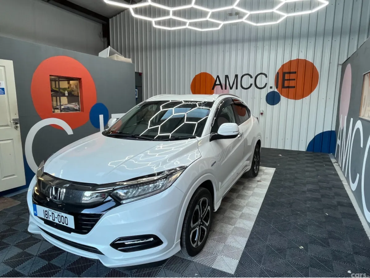Honda Vezel SUV, Petrol Hybrid, 2018, White