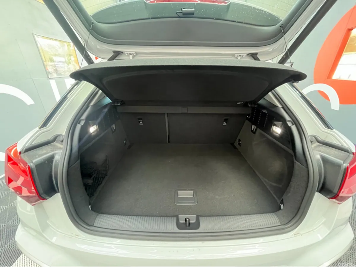 Audi Q2 SUV, Petrol, 2024, White