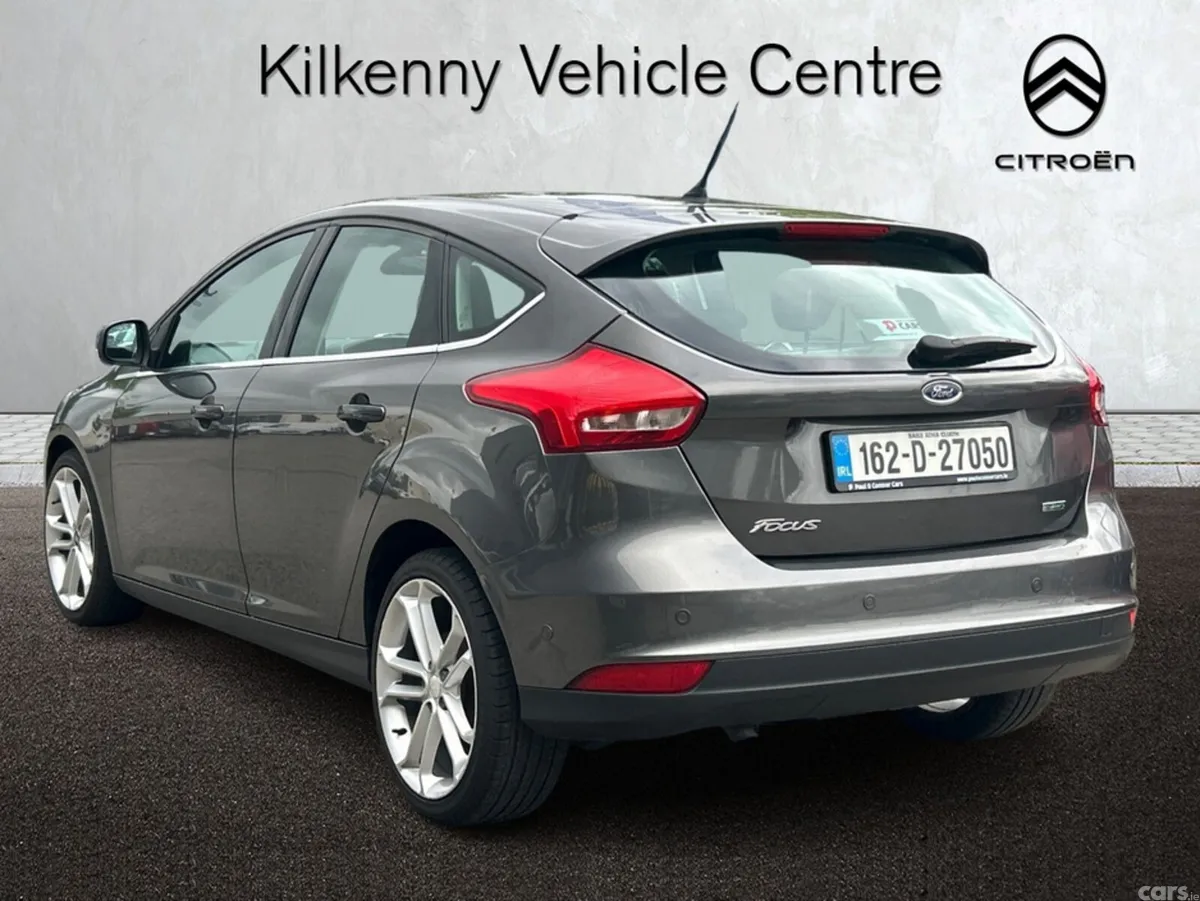 Ford Focus Hatchback, Petrol, 2016, Grey