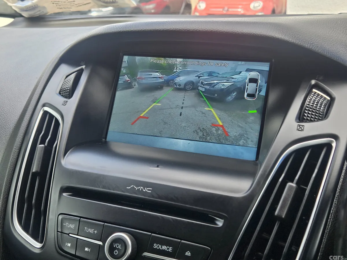 Ford Focus Saloon, Diesel, 2017, Grey