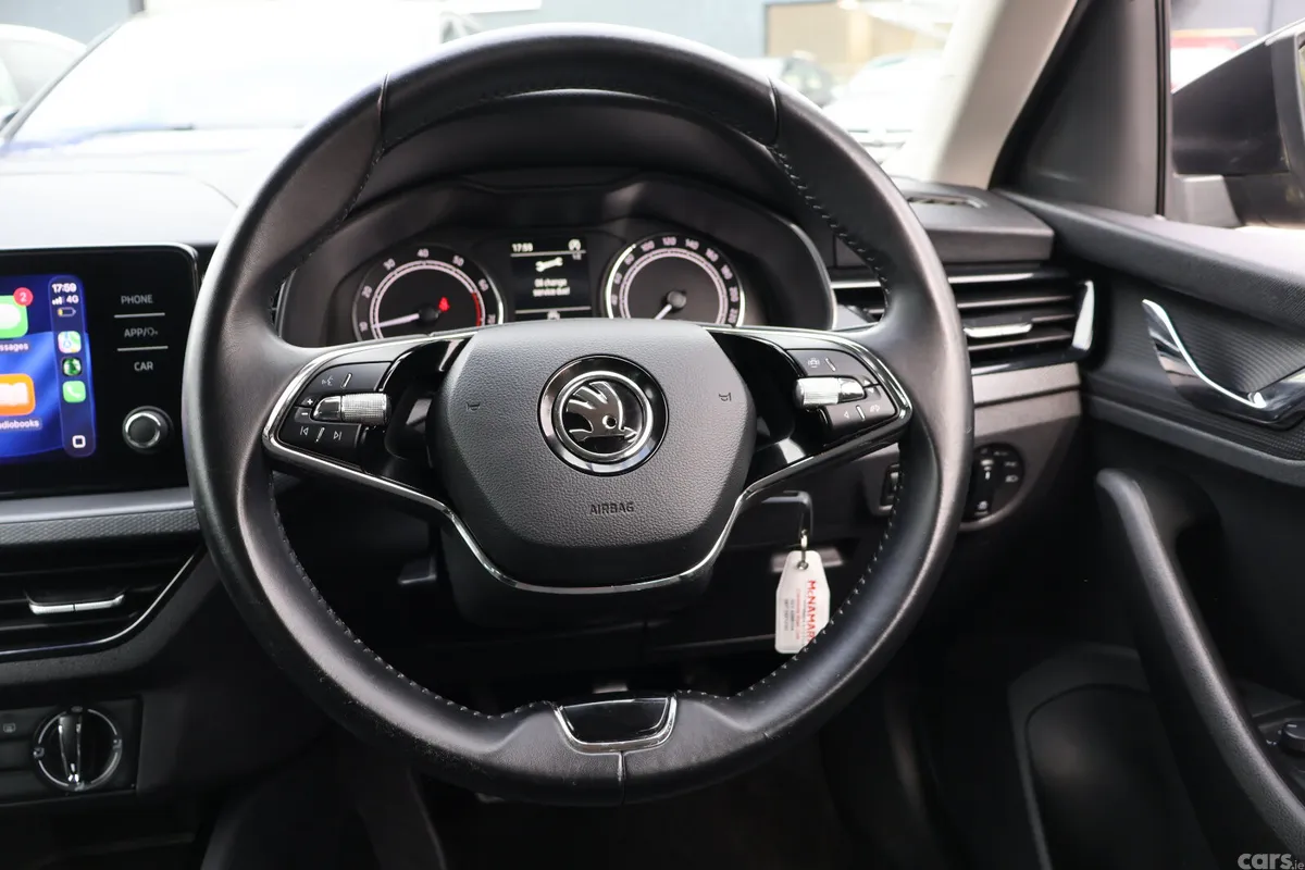 Skoda Kamiq Hatchback, Petrol, 2022, Black
