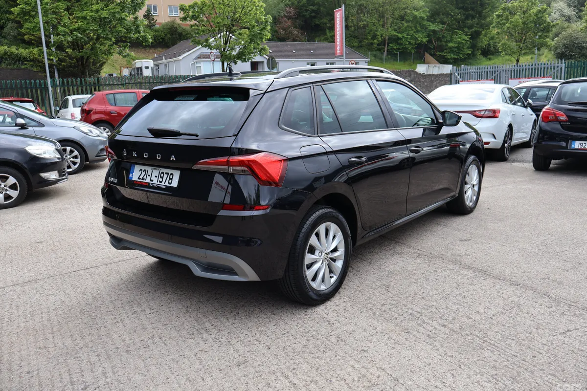 Skoda Kamiq Hatchback, Petrol, 2022, Black