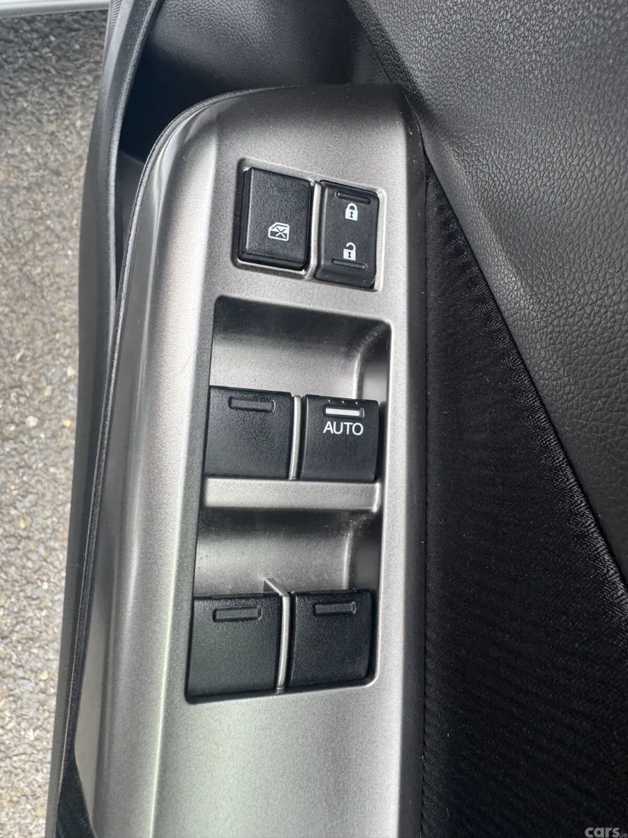 Honda Grace Saloon, Petrol Hybrid, 2014, Silver