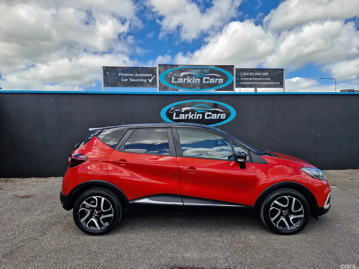 Renault Captur Hatchback, Diesel, 2019, Red