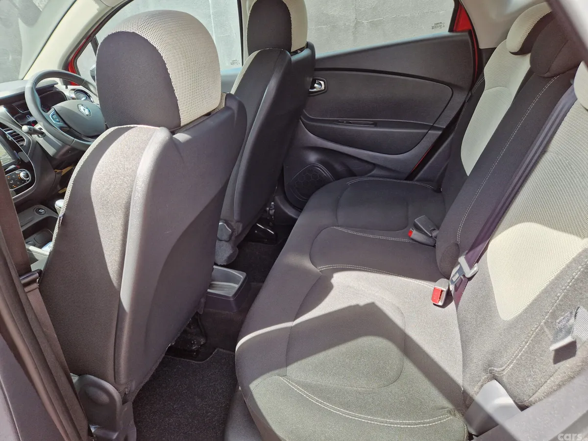 Renault Captur Hatchback, Diesel, 2019, Red