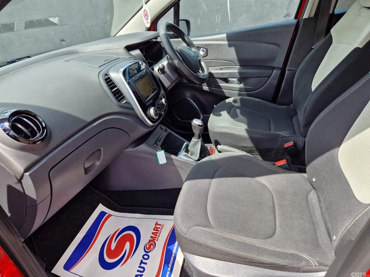 Renault Captur Hatchback, Diesel, 2019, Red
