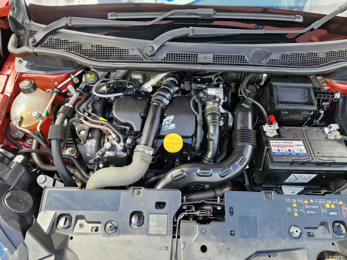Renault Captur Hatchback, Diesel, 2019, Red